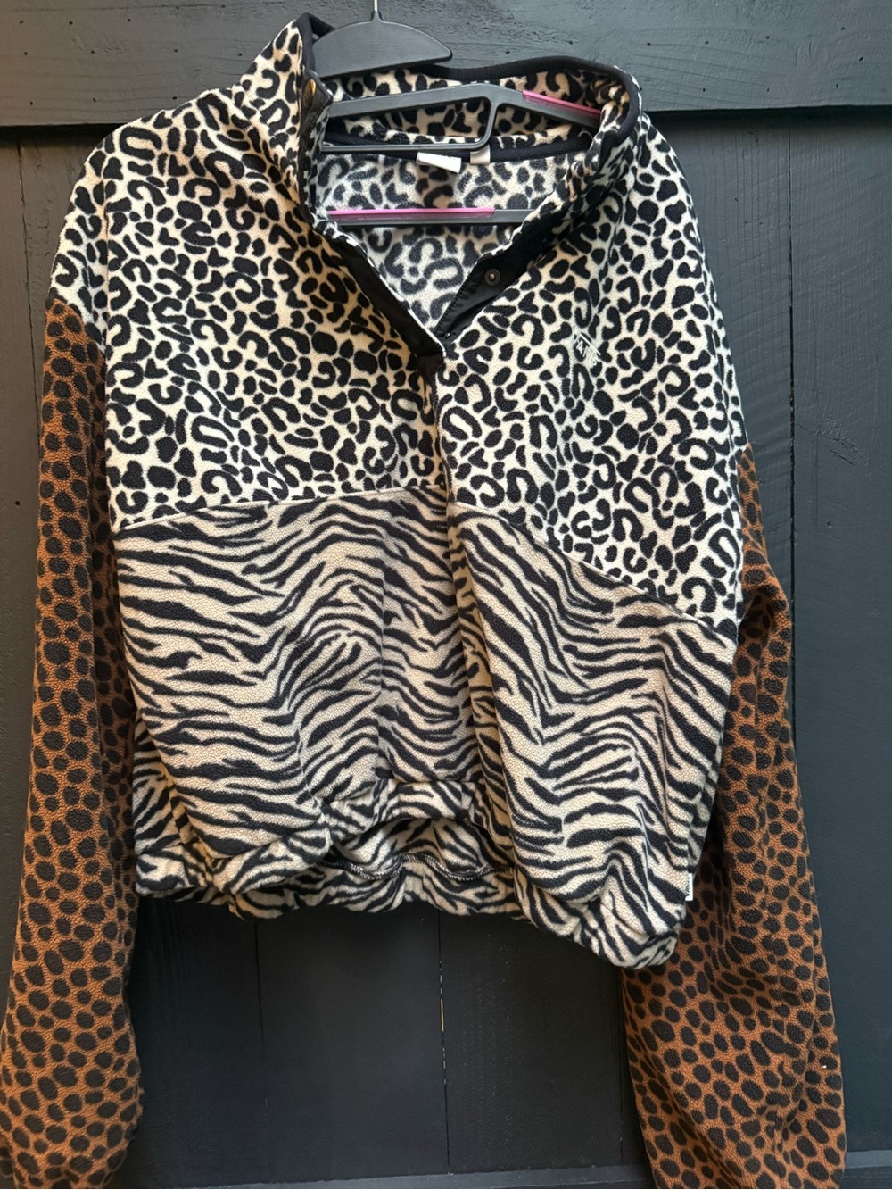 Vans Leopard Print Fleece Jacket in Black & Cream